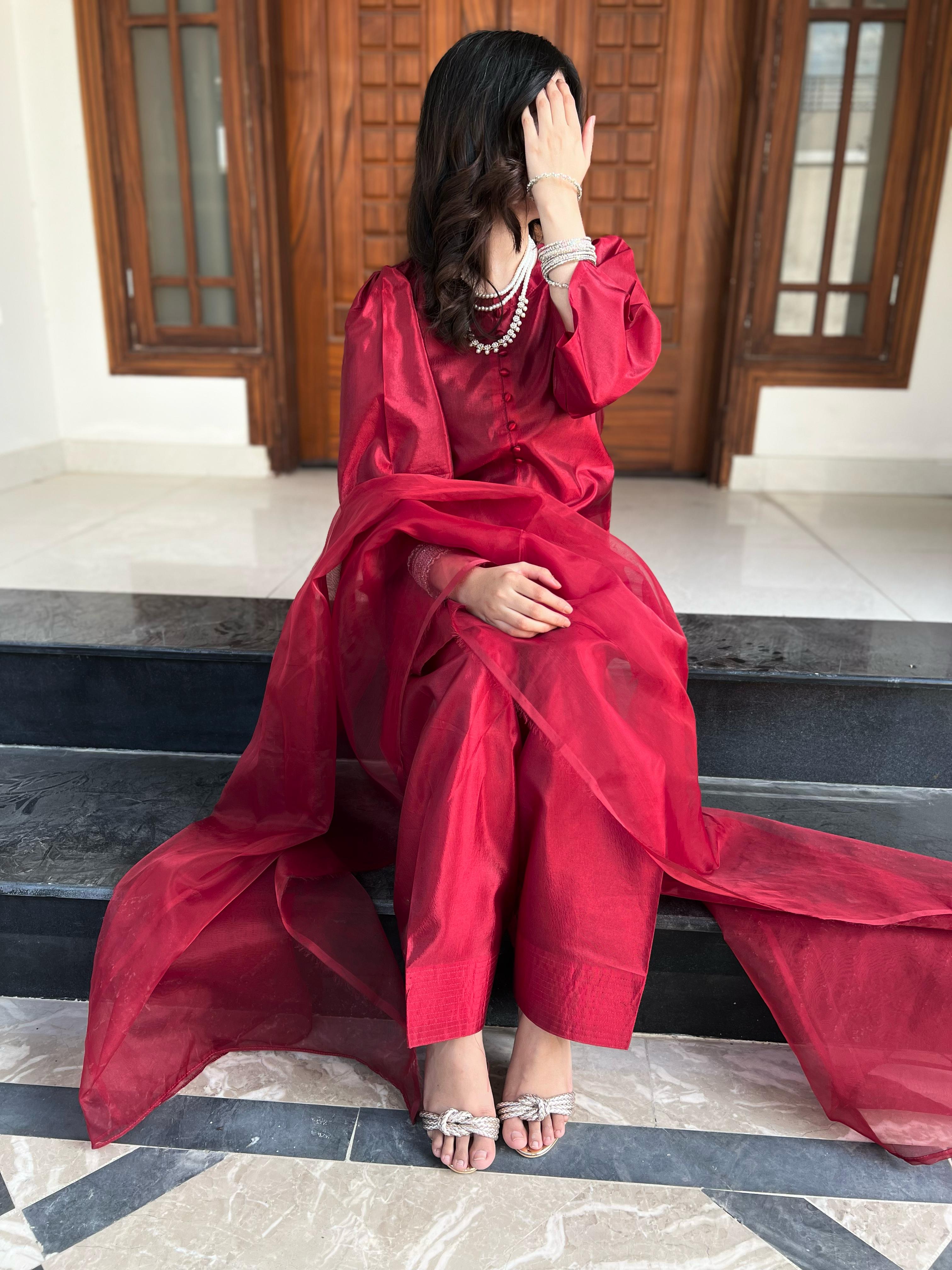 Varda ( Farshi Shalwar )